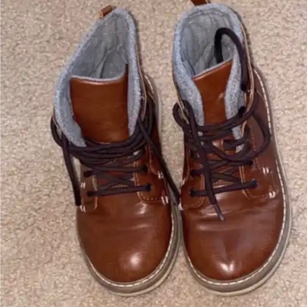 Brown Leather Lace-Up Boots